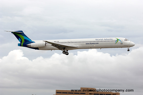 World Atlantic McDonnell Douglas MD-83 N951TW at Miami IAP (2013)