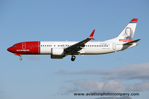 Norwegian Air Shuttle Boeing 737-8 LN-FGH (2024)