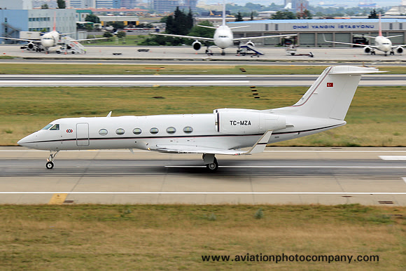 Gulfstream 450 TC-MZA at Istanbul Attaturk (2014)