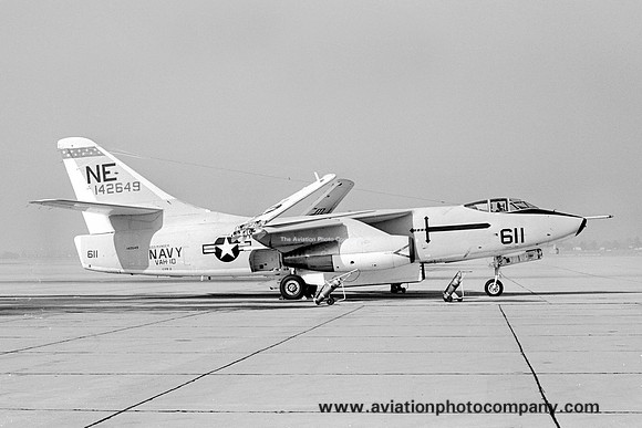 US Navy VAH-10 Douglas KA-3B Skywarrior 142649/NE-611 (1969)