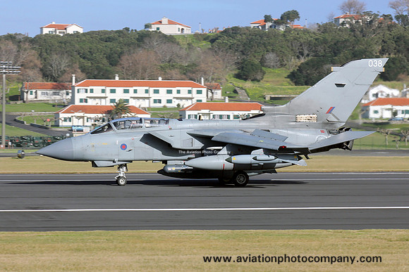 RAF Panavia Tornado GR.4 ZA546 at Lajes (2014)