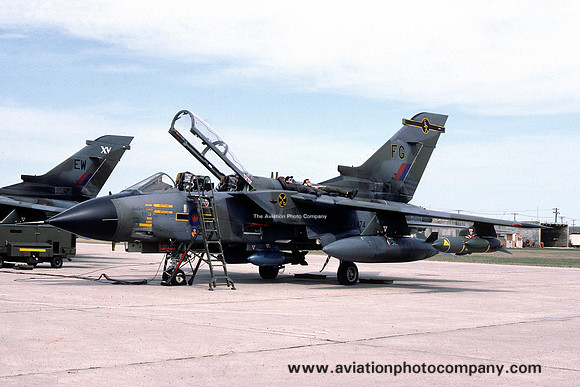 RAF 16 Squadron Panavia Tornado GR.1 ZA474/FG (1987)