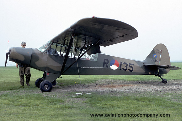 Dutch Air Force 313 Squadron Piper PA-18-135 Super Cub R-135
