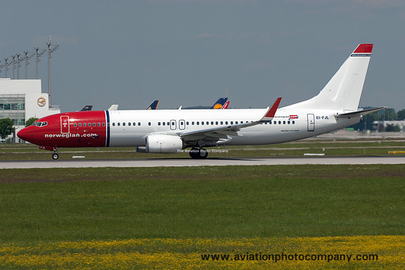 Norwegian Air Shuttle Boeing 737-800 EI-FJL at Munich IAP (2016)