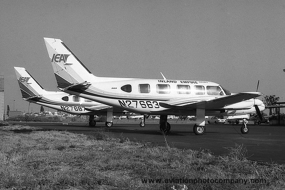 Inland Empire Airlines Piper PA-31-350 Navajo Chieftain N27663 (1976)