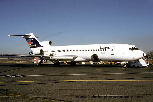 Ansett Boeing 727-200 VH-RMV (1982)