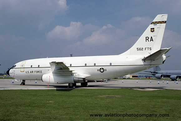 USAF 12 FTW 562 FTS Boeing T-43A Gator 73-1153/RA at RAF Cottesmore (2001)