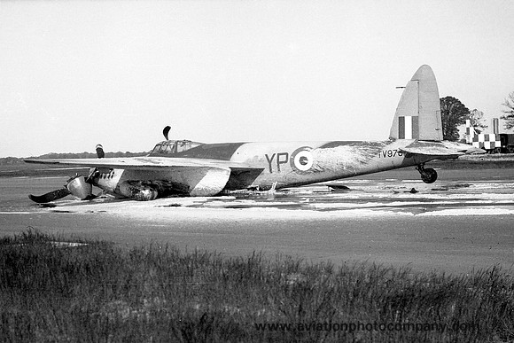 RAF 23 Squadron De Havilland Mosquito T.3 TV970 (1951)