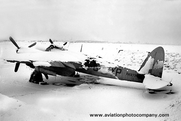 RAF 23 Squadron De Havilland Mosquito NF.36 RK977/YP-G
