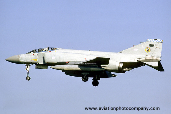 RAF 19 Squadron McDonnell F-4M Phantom FGR.2 XV481/H (1985)