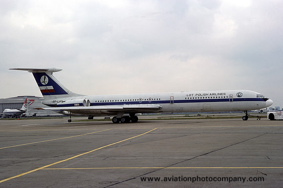 LOT Polish Airlines Ilyushin Il-62 SP-LAC at Heathrow (1977)