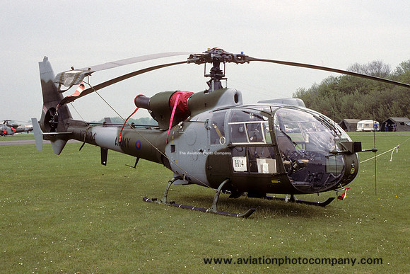 AAC 3 Flight Westland Gazelle AH.1 XZ324 at Middle Wallop (1994)