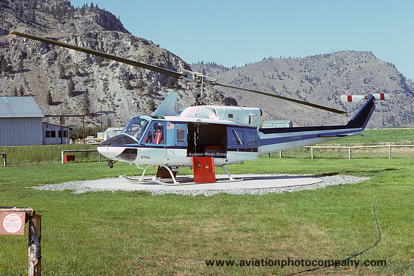 Bell 212 N71AL (1975)