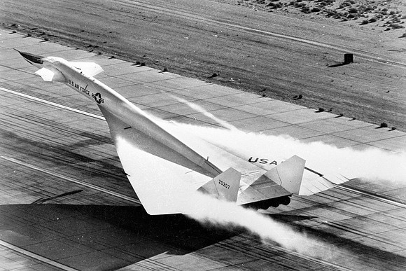 US Air Force North American XB-70A Valkyrie 62-0207
