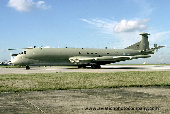 RAF 51 Squadron Hawker Siddeley Nimrod R.1 XW665 at RAF Waddington (2000)