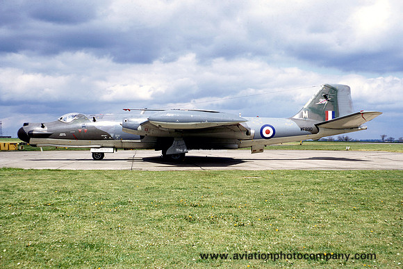 RAF 360 Squadron English Electric Canberra T.17 WF890/M (1971)