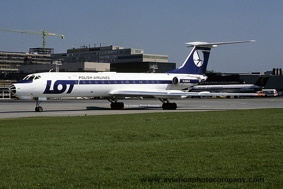 LOT Polish Airlines Tupolev Tu-134A SP-LHA at London Gatwick (1978)