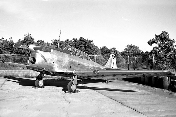 North American XAT-6E Texan NX74108