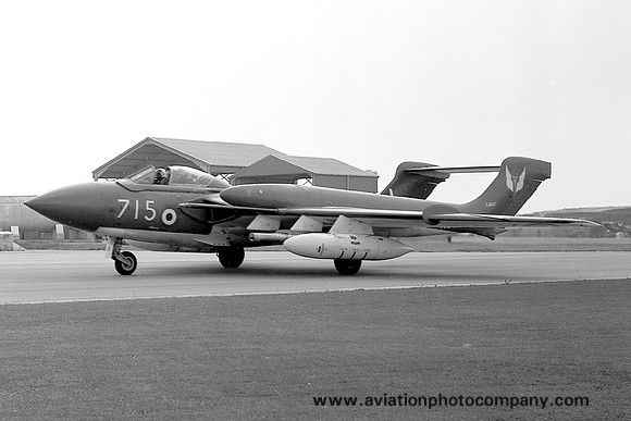 Royal Navy 766 Squadron De Havilland Sea Vixen FAW.2 XJ607/715