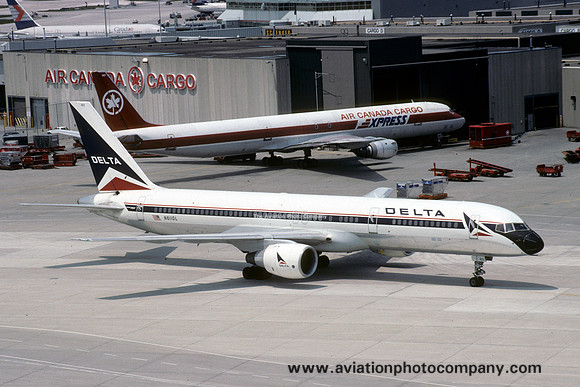 Delta Airlines Boeing 757 N611DL (1993)
