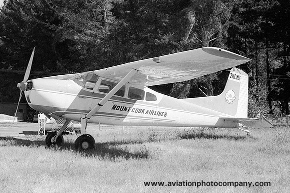 Mount Cook Airlines Cessna 185A ZK-CMS (1971)