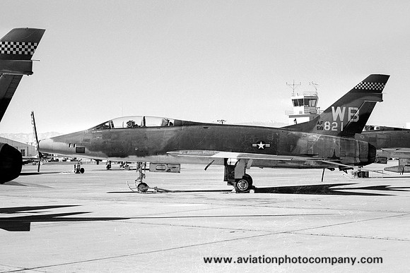 USAF 4525 FWW North American F-100F Super Sabre 56-3821/WB (1969)
