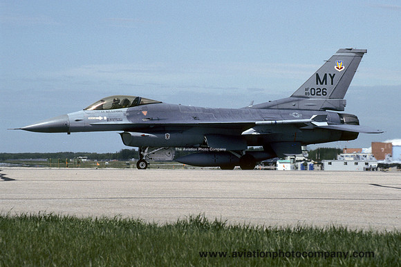 USAF 347 FW 69 FS General Dynamics F-16C Fighting Falcon 89-2026/MY (1992)