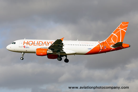Czech Airlines Holidays Airbus A320-200 OK-LEF at Manchester (2014)