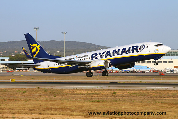 Ryanair Boeing 737-800 EI-EME at Palma de Mallorca (2013)
