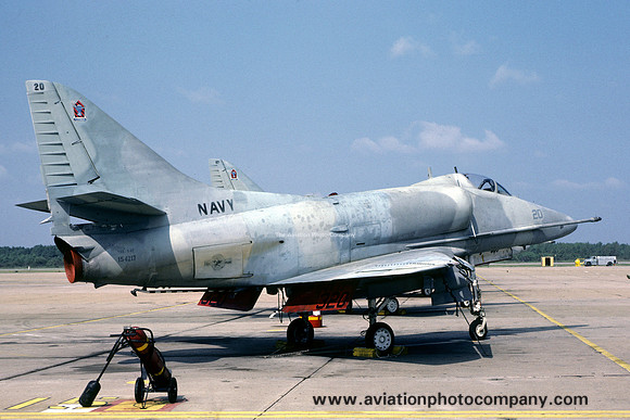 US Navy VF-43 Douglas A-4F Skyhawk 154217/20 (1982)