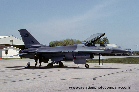 USAF Vermont ANG 134 FS General Dynamics F-16A Fighting Falcon 81-0753 (1992)