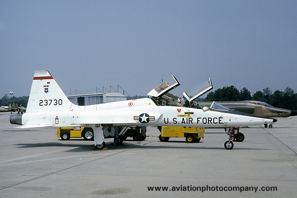 USAF Northrop T-38A Talon 62-3730 at NAS Atlanta (1980)