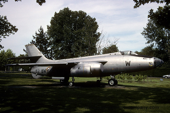French Air Force Sud Vautour 2B 636 displayed at Merignac (2003)