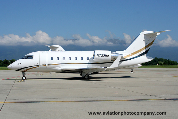 Multinacional de Seguros Bombardier Challenger 605 N723HA at Geneva (2008)