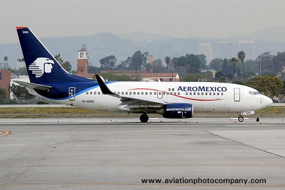 AeroMexico Boeing 737-700 EI-DRD at Los Angeles IAP (2014)