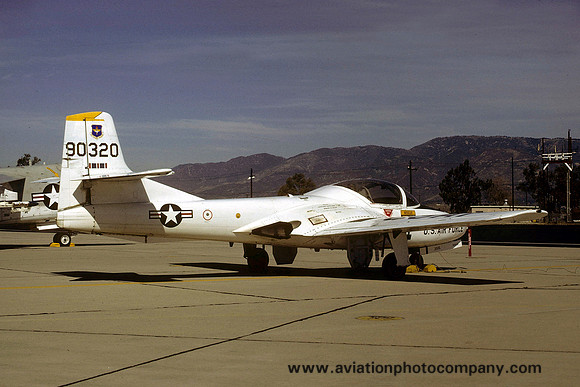 USAF 64 FTW Cessna T-37C Tweet 59-0320 (1977)