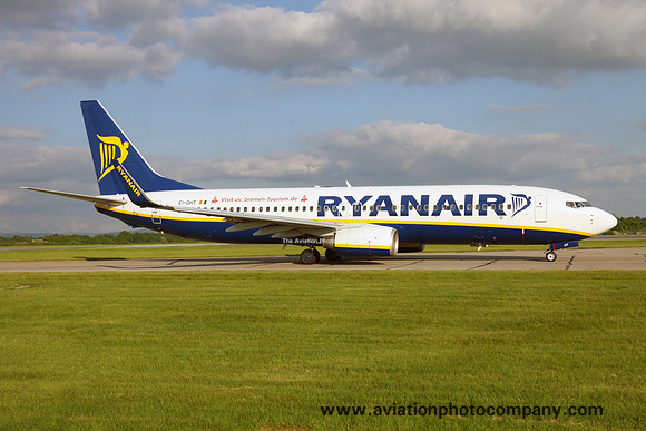 Ryanair Boeing 737-800 EI-DHT at Manchester IAP (2016)