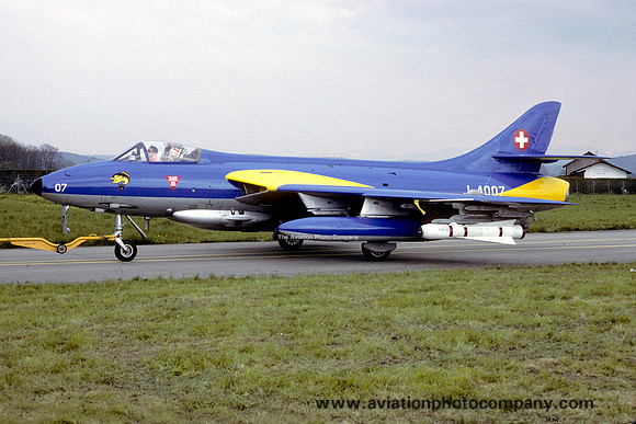 Swiss Air Force Hawker Hunter F.58 J-4007 (1989)