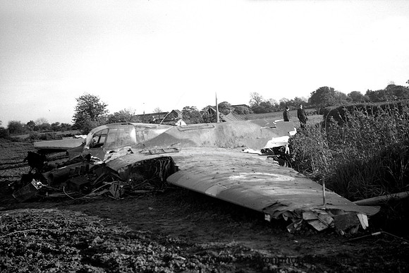 RAF 23 Squadron De Havilland Mosquito NF.36 RL257/YP-B