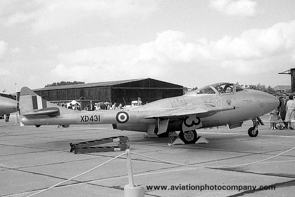 RAF 5 FTS De Havilland Vampire T.11 XD431 (1959)