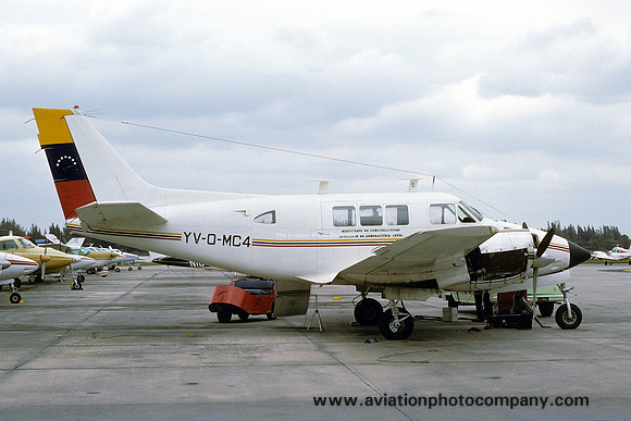 Venezuelan Government Beech 65-80 Queen Air YV-O-MC4 (1977)