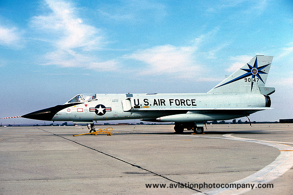 USAF 318 FIS Convair F-106A Delta Dart 59-0147 (1976)