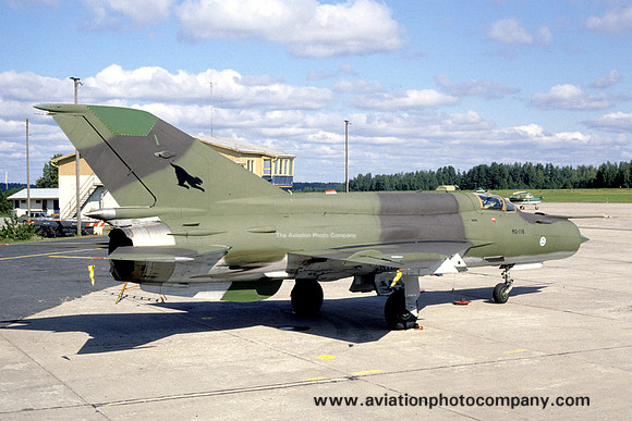 Finnish Air Force Mikoyan MiG-21bis MG-118 (1989)