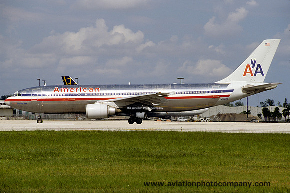 American Airlines Airbus A300B4-605 N70079 at Miami IAP (1998)