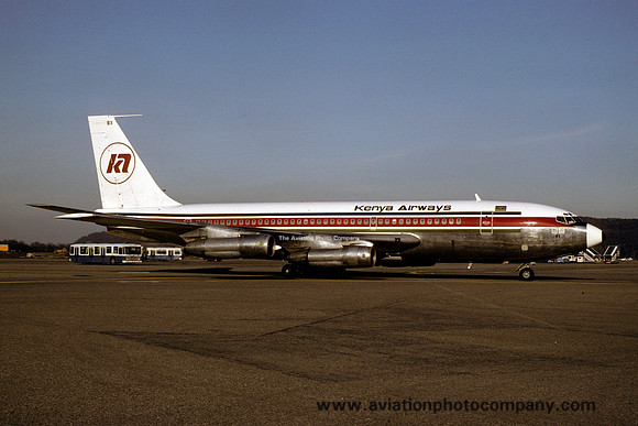 Kenya Airways Boeing 720 5Y-BBX (1981)