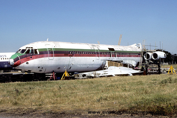 Vickers VC-10 ZD493 dumped at RAF Brize Norton (1991)