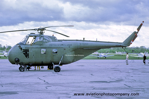 US Army Sikorsky UH-19D Chickasaw 57-5950 (1970)
