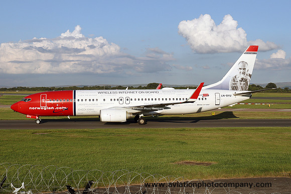 Norwegian Air Shuttle Boeing 737-800 LN-DYU at Manchester IAP (2016)