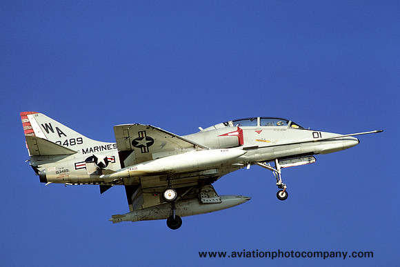 US Marines H&MS-12 Douglas TA-4F Skyhawk 153489/WA-01 (1974)