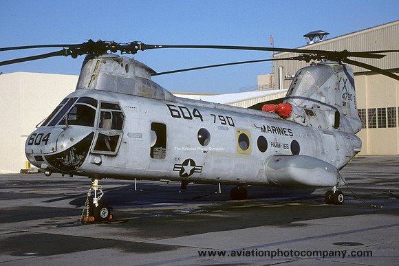 US Marines HMM-166 Vertol CH-46E Sea Knight 154790/YX-604 (1999)